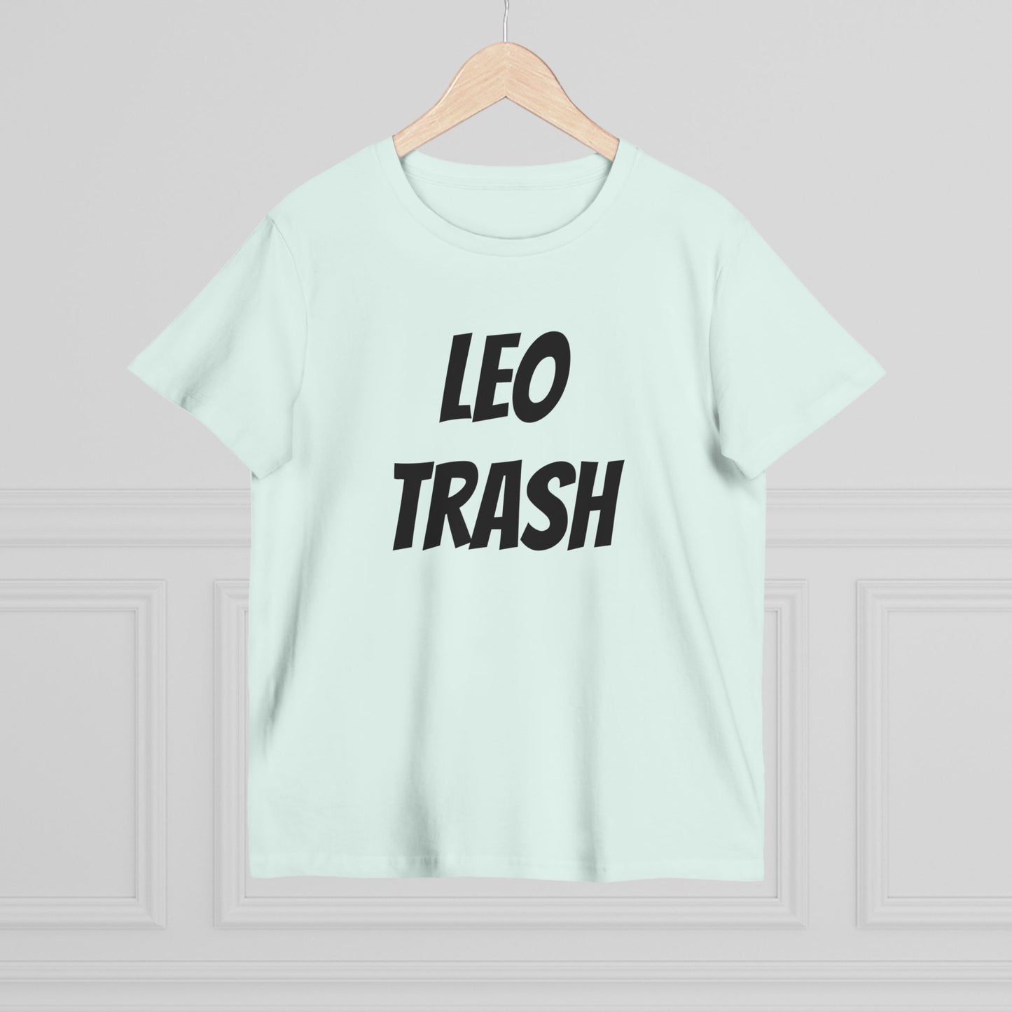 leo trash women’s tee