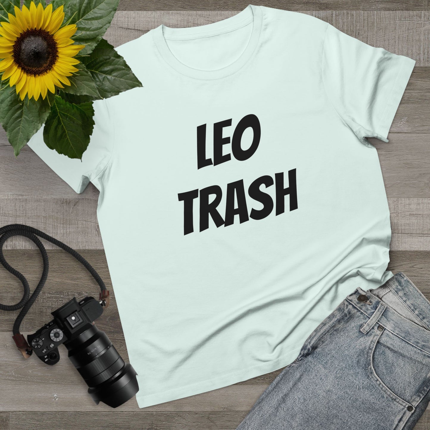 leo trash women’s tee