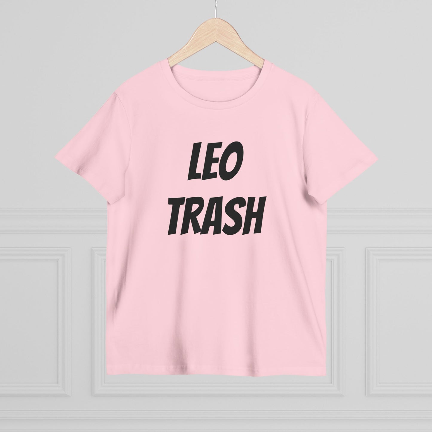 leo trash women’s tee